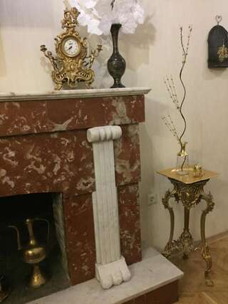 Отель Brickwall Tbilisi Тбилиси-4