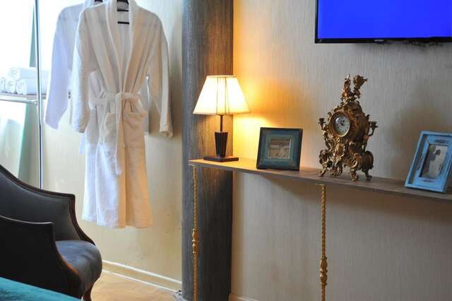 Отель Brickwall Tbilisi Тбилиси-4