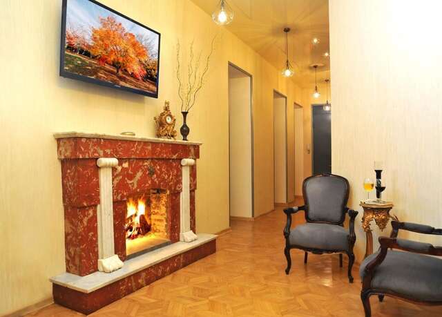 Отель Brickwall Tbilisi Тбилиси-5